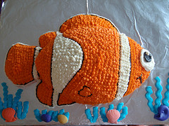 Finding Nemo Birthday Party Ideas on Nemo Cake  Clownfish Cake
