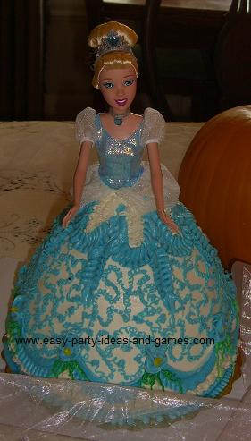 Cinderella Birthday Party Supplies on Traditional Doll Cake Where The Dress Is The Cake