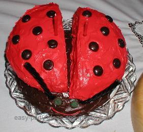 Ladybug Birthday Cake on Ladybug Cake  Lady Bug  Birthday Cake Ideas